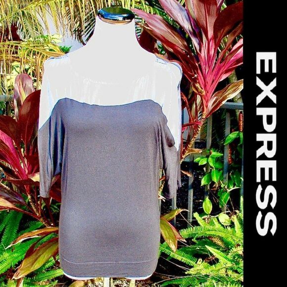 🍍3/$15🍍 Express Cold Shoulder 3/4 Sleeve Dolman Top - Picture 1 of 6